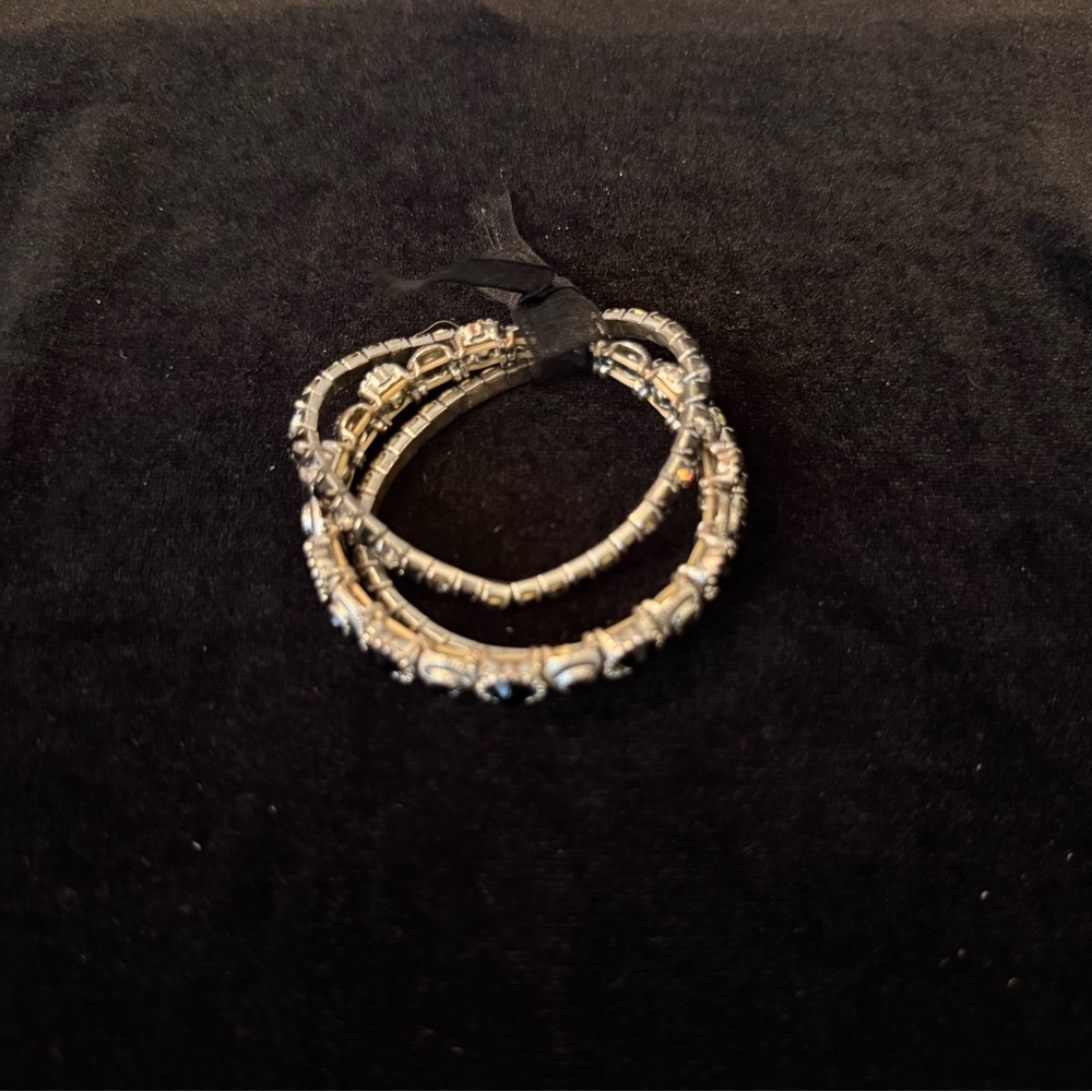 Elegant Silver Bracelet Set